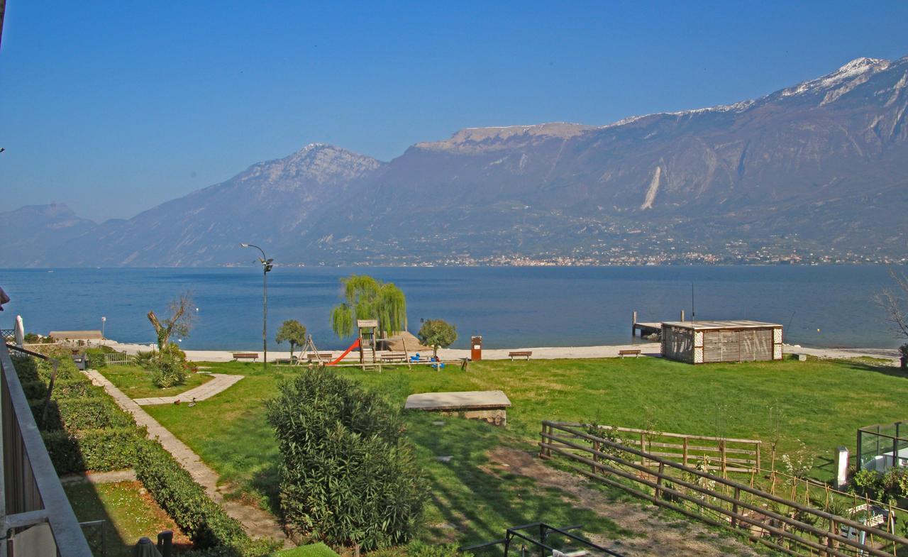 Campione Giulia Exclusive Lakefront Apartment By Gardadomusmea Campione del Garda Kültér fotó